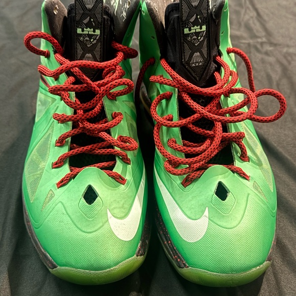 Nike LeBron 10 X Cutting Jade Size 11 Tourmaline Green Black Red - Picture 5 of 9